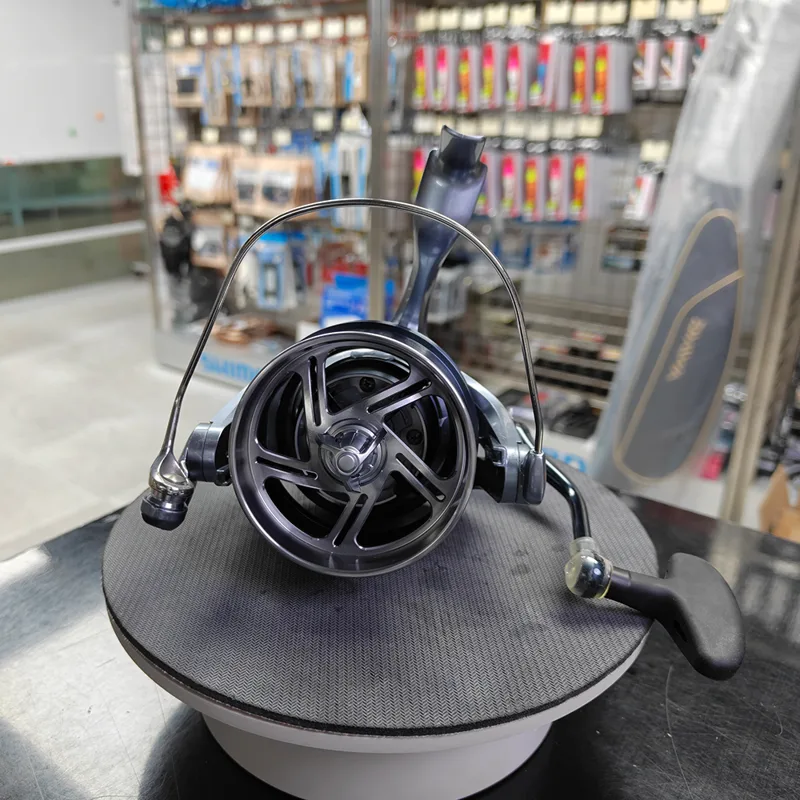 รอกตกปลาพรีเมียม 17 FLIEGEN Su - Surf Reel บทวิจารณ์และราคา
