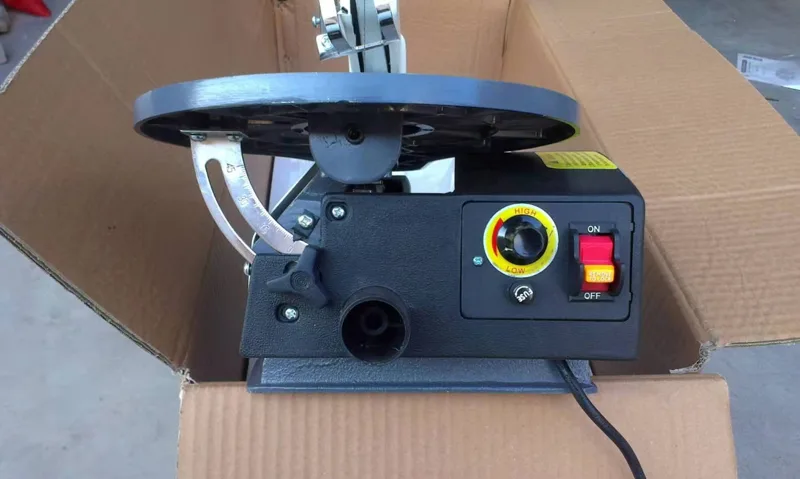 เครื่องตัดไม้แบบตั้งโต๊ะสำหรับ - Electric Reel บทวิจารณ์และราคา